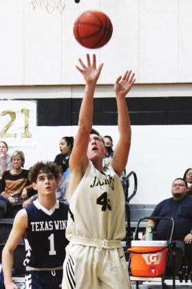 The Meridian Yellow Jackets went 0-2 last week, falling to the Texas Waco Wind, 47-43 Tuesday, before being defeated by the Dawson Eagles, 39-37 (OT)Friday. Stella Guerrero/Clifton Record