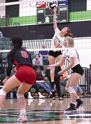 Clifton volleyball team last week at home. Photo Courtesy of Brett Voss’ The Sports Buzz “The girls brought a lot of energy to the court against Grandview, but fell short in getting the win. They battled to win the third set.” – Whitney Holdbrook, Clifton volleyball head coach